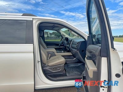 Piąte zdjęcie samochodu w środku: 2019 FORD EXPEDITION LIMITED VIN:1FMJU1KTXKEA47947 - miniatura