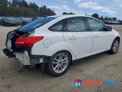 Trzecie zdjęcie samochodu z tyłu: 2016 FORD FOCUS SE VIN:1FADP3F27GL367399 - miniatura