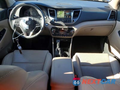 Zdjęcie 8 z 13 samochodu: 2017 HYUNDAI TUCSON LIMITED VIN:KM8J33A24HU483974 - miniatura