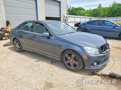 Czwarte zdjęcie samochodu z boku: 2010 MERCEDES-BENZ C 300 VIN:WDDGF5EB9AR098355 - miniatura
