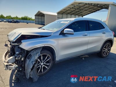 2015 MERCEDES-BENZ GLA 250 4MATIC WDCTG4GB2FJ081152 - główne zdjęcie licytacji z USA - miniatura