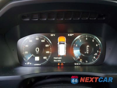 Zdjęcie 9 z 12 samochodu: 2016 VOLVO XC90 T6 VIN:YV4A22PK1G1070917 - miniatura