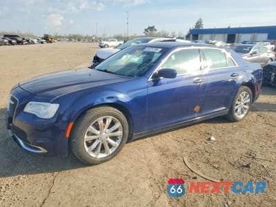 2017 CHRYSLER 300 LIMITED 2C3CCARG8HH580331 - główne zdjęcie licytacji z USA - miniatura