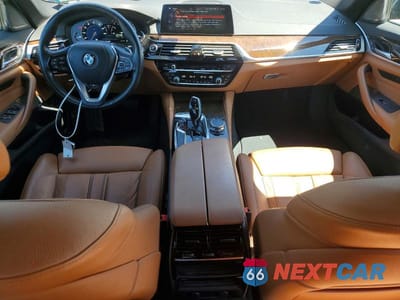 Zdjęcie 8 z 11 samochodu: 2019 BMW 540 XI VIN:WBAJE7C50KWW13352 - miniatura