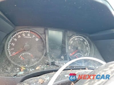 Zdjęcie 9 z 12 samochodu: 2019 TOYOTA TACOMA SR V6 VIN:5TFSZ5AN1KX168245 - miniatura