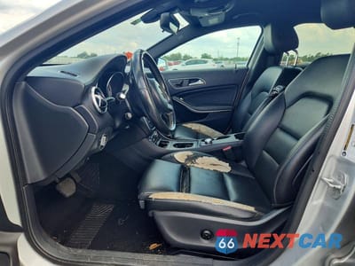 Zdjęcie 7 z 12 samochodu: 2017 MERCEDES-BENZ GLA 250 VIN:WDCTG4EB3HJ353374 - miniatura