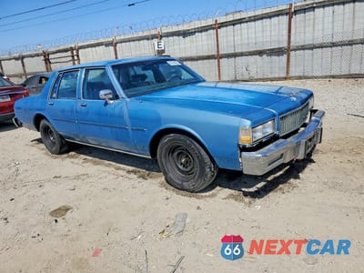 Czwarte zdjęcie samochodu z boku: 1989 CHEVROLET CAPRICE VIN:1G1BL5176KR200283 - miniatura