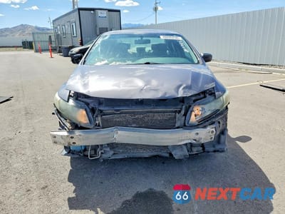Piąte zdjęcie samochodu w środku: 2014 HONDA CIVIC LX VIN:19XFB2F5XEE050597 - miniatura