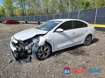 2021 KIA FORTE LXS 3KPF24AD9ME290751 - główne zdjęcie licytacji z USA - miniatura
