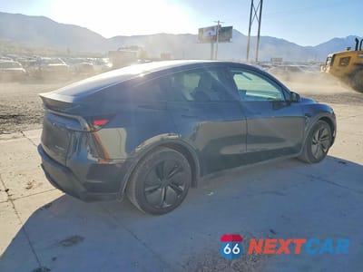 Trzecie zdjęcie samochodu z tyłu: 2026 TESLA MODEL Y VIN:7SAYGDEE0TF390830 - miniatura