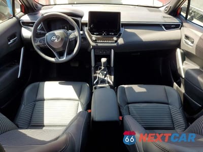 Zdjęcie 8 z 12 samochodu: 2025 TOYOTA COROLLA CROSS HYBRID XSE VIN:7MUFBABGXSV071040 - miniatura