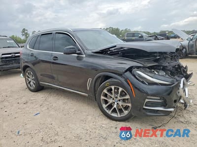Czwarte zdjęcie samochodu z boku: 2021 BMW X5 SDRIVE 40I VIN:5UXCR4C08M9G22015 - miniatura