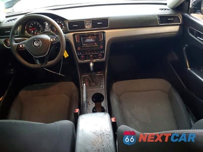 Zdjęcie 8 z 12 samochodu: 2017 VOLKSWAGEN PASSAT S VIN:1VWAT7A30HC004148 - miniatura
