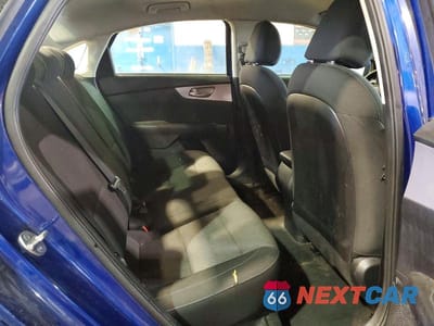 Zdjęcie 10 z 12 samochodu: 2023 KIA FORTE LXS VIN:3KPF24AD0PE652650 - miniatura