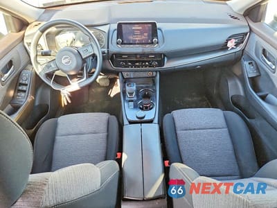 Zdjęcie 8 z 14 samochodu: 2021 NISSAN ROGUE SV VIN:5N1AT3BB9MC755563 - miniatura