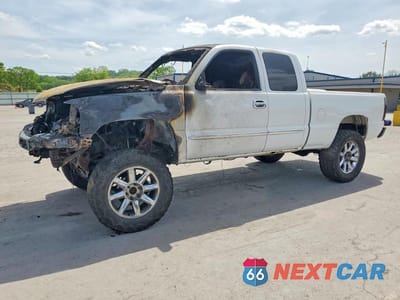2006 GMC NEW SIERRA K1500 2GTEK19B861261531 - główne zdjęcie licytacji z USA - miniatura