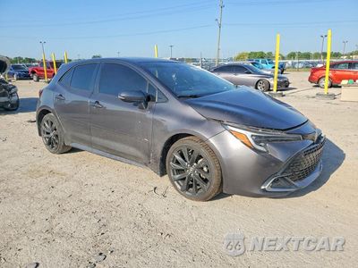 Czwarte zdjęcie samochodu z boku: 2023 TOYOTA COROLLA XSE VIN:JTNC4MBE1P3197976 - miniatura