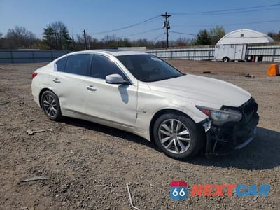 Czwarte zdjęcie samochodu z boku: 2015 INFINITI Q50 PREMIUM VIN:JN1BV7AR5FM405811 - miniatura