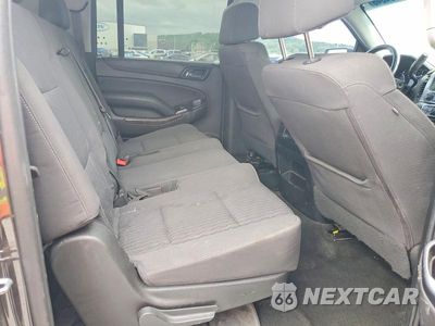 Zdjęcie 11 z 14 samochodu: 2017 CHEVROLET SUBURBAN C1500 LS VIN:1GNSCGKC6HR389595 - miniatura