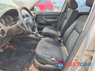 Zdjęcie 7 z 12 samochodu: 2004 VOLKSWAGEN JETTA GL VIN:WVWRL61J54W024323 - miniatura