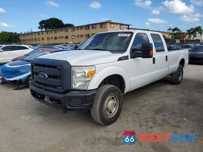 2015 FORD F250 SUPER DUTY 1FT7W2B69FEC14636 - główne zdjęcie licytacji z USA - miniatura