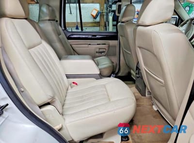 Zdjęcie 11 z 13 samochodu: 2004 LINCOLN TOWNHOUSE AVIATOR VIN:5LMEU88H14ZJ49885 - miniatura