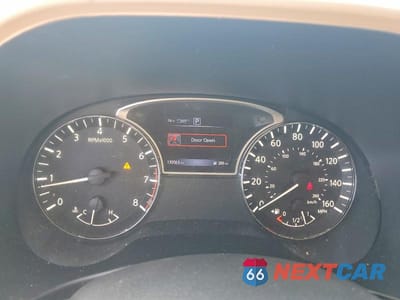 Zdjęcie 9 z 13 samochodu: 2017 NISSAN PATHFINDER SL VIN:5N1DR2MMXHC605858 - miniatura