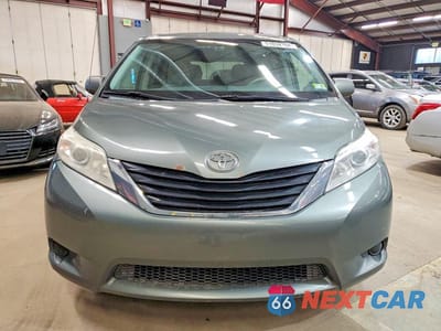 Piąte zdjęcie samochodu w środku: 2014 TOYOTA SIENNA LE VIN:5TDJK3DC0ES090467 - miniatura