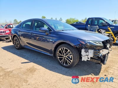 Czwarte zdjęcie samochodu z boku: 2026 TOYOTA CAMRY XLE VIN:4T1DBADK4TU554762 - miniatura