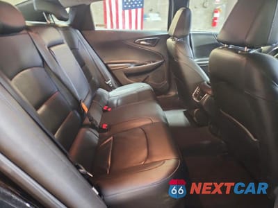 Zdjęcie 10 z 12 samochodu: 2018 CHEVROLET MALIBU LT VIN:1G1ZD5ST6JF115192 - miniatura