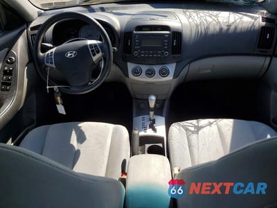 Zdjęcie 8 z 12 samochodu: 2008 HYUNDAI ELANTRA GLS VIN:KMHDU46D18U551416 - miniatura