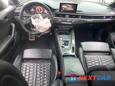 Zdjęcie 8 z 12 samochodu: 2019 AUDI RS5 VIN:WUABWCF51KA903298 - miniatura
