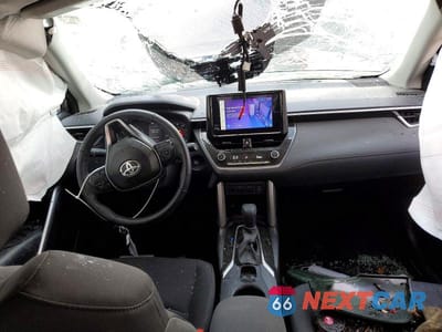 Zdjęcie 8 z 13 samochodu: 2024 TOYOTA COROLLA CROSS LE VIN:7MUCAAAG7RV116436 - miniatura