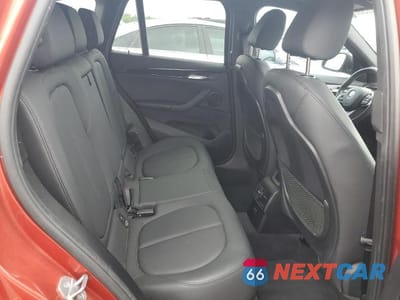 Zdjęcie 11 z 13 samochodu: 2018 BMW X1 XDRIVE28I VIN:WBXHT3C39J5L35007 - miniatura