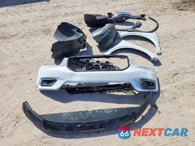 Zdjęcie 12 z 13 samochodu: 2021 VOLVO XC40 T4 R-DESIGN VIN:YV4AC2HM4M2491372 - miniatura