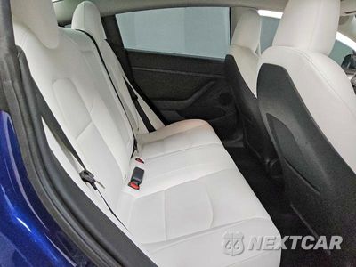 Zdjęcie 10 z 13 samochodu: 2023 TESLA MODEL 3 VIN:5YJ3E1EA9PF665190 - miniatura