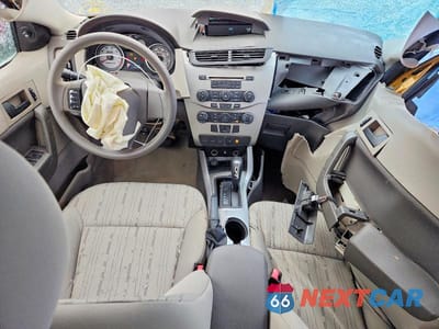 Zdjęcie 8 z 12 samochodu: 2009 FORD FOCUS SE VIN:1FAHP35N29W236766 - miniatura
