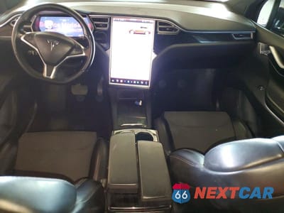 Zdjęcie 8 z 14 samochodu: 2017 TESLA MODEL X VIN:5YJXCAE22HF076225 - miniatura