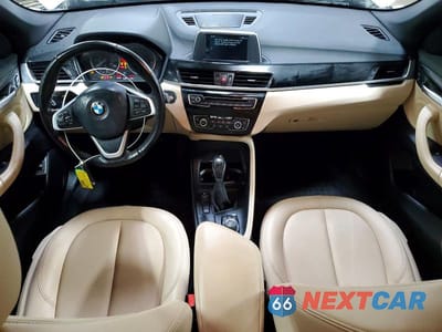Zdjęcie 8 z 12 samochodu: 2018 BMW X1 XDRIVE28I VIN:WBXHT3C32J5K31653 - miniatura