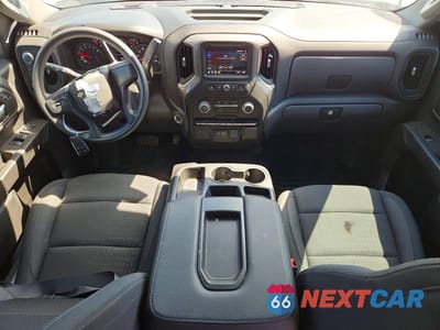 Zdjęcie 8 z 11 samochodu: 2025 CHEVROLET SILVERADO K1500 CUSTOM VIN:3GCPKBEK9SG140738 - miniatura