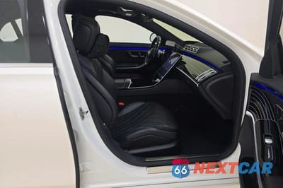 Piąte zdjęcie samochodu w środku: 2021 MERCEDES-BENZ S 580 4MATIC VIN:W1K6G7GB1MA049655 - miniatura