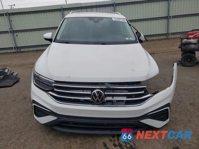 Piąte zdjęcie samochodu w środku: 2022 VOLKSWAGEN TIGUAN SE VIN:3VV2B7AX5NM133446 - miniatura
