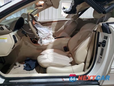 Zdjęcie 7 z 12 samochodu: 2007 MERCEDES-BENZ CLK 350 VIN:WDBTK56F97T081619 - miniatura