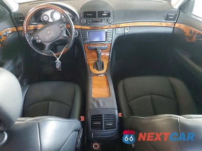 Zdjęcie 8 z 12 samochodu: 2007 MERCEDES-BENZ E 320 CDI VIN:WDBUF22X77B072946 - miniatura