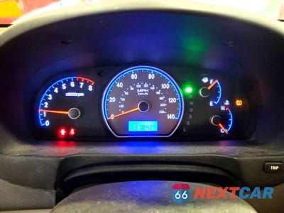 Zdjęcie 9 z 12 samochodu: 2008 HYUNDAI ELANTRA GLS VIN:KMHDU46D48U577783 - miniatura