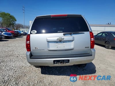 Zdjęcie 6 z 13 samochodu: 2010 CHEVROLET SUBURBAN C1500 LT VIN:1GNUCJE01AR247863 - miniatura