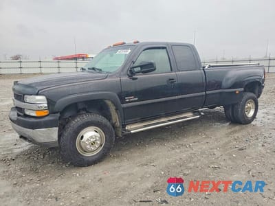 2001 CHEVROLET SILVERADO K3500 1GCJK391X1E320751 - główne zdjęcie licytacji z USA - miniatura
