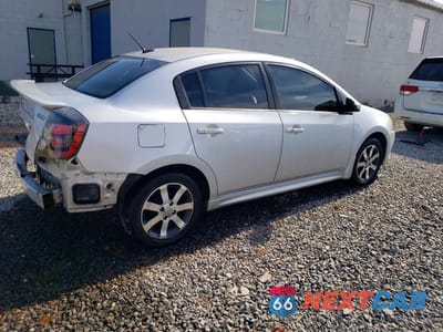 Trzecie zdjęcie samochodu z tyłu: 2012 NISSAN SENTRA 2.0 VIN:3N1AB6AP9CL737625 - miniatura
