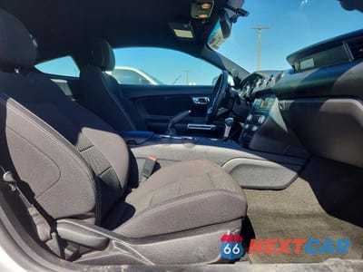 Zdjęcie 10 z 12 samochodu: 2017 FORD MUSTANG VIN:1FA6P8AM8H5329927 - miniatura