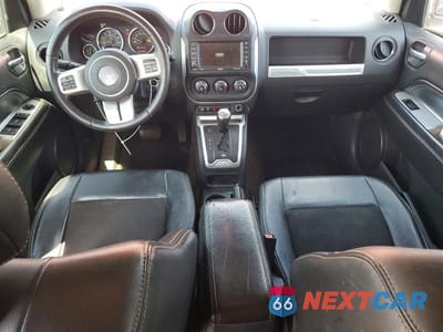 Zdjęcie 8 z 14 samochodu: 2014 JEEP COMPASS LATITUDE VIN:1C4NJCEB8ED507856 - miniatura